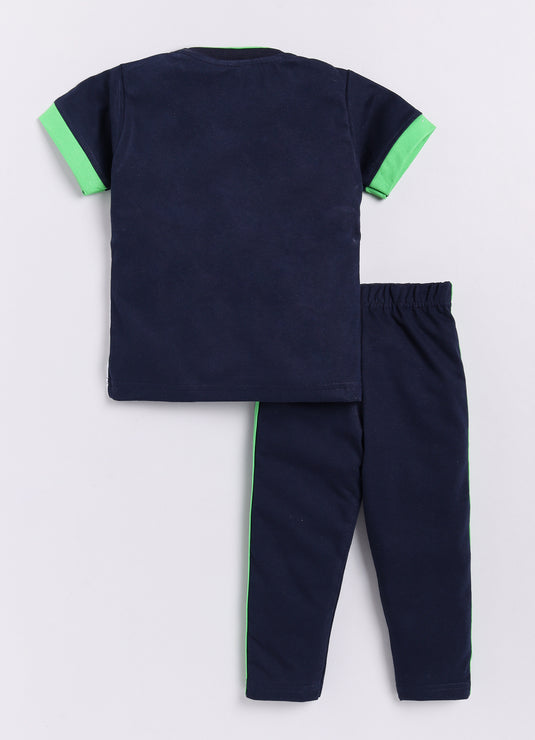 Stripes Chest Cotton Sinker Tee & Jogger Half Sleeve Clothing Set (Green & White)